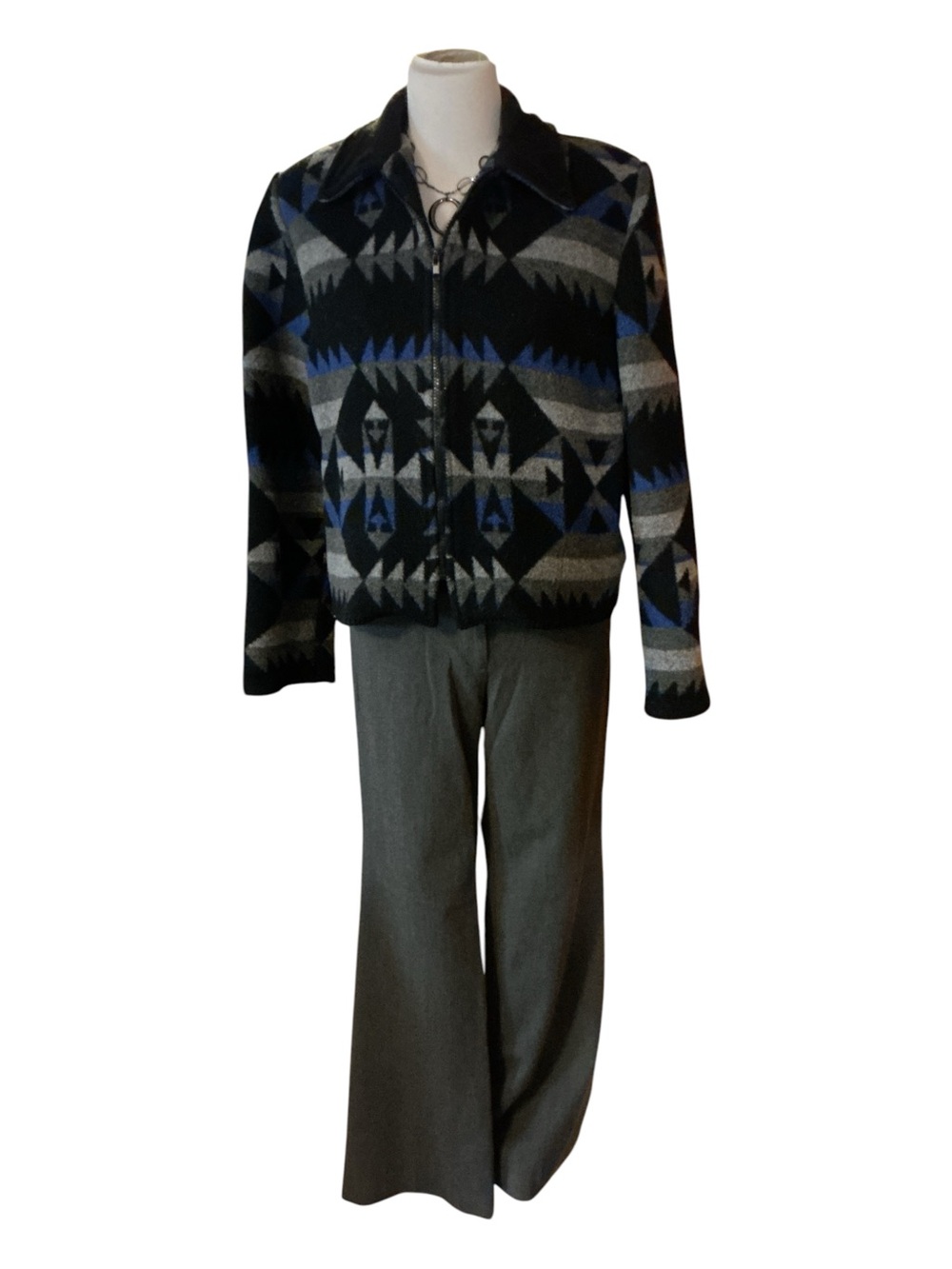 Geometric Zip-Front Jacket in Black, Gray & Blue
